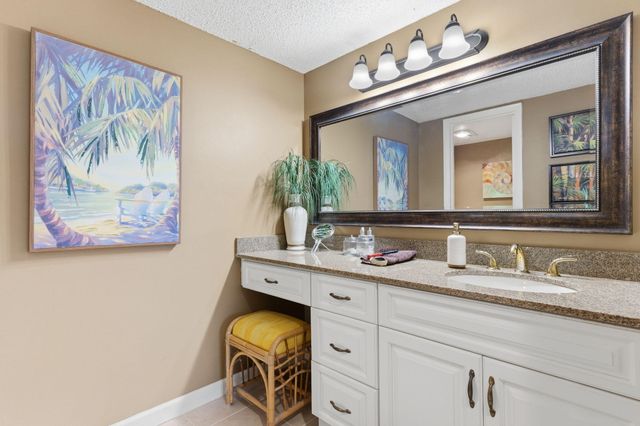 16091 Blatt Boulevard 304, Weston, FL 33326