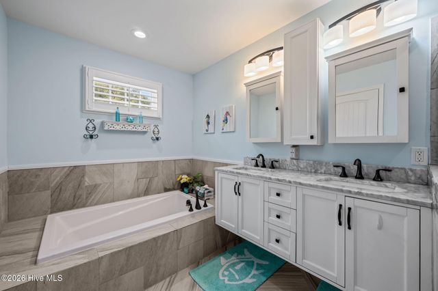 6110 Albatross Drive, New Bern, NC 28560