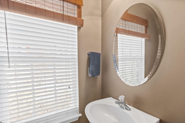 39 Heritage Oak Way, Simpsonville, SC 29681