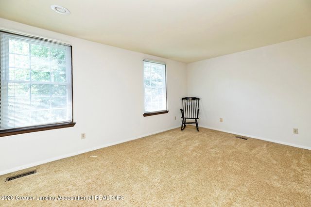 1330 Chartwell Dual Carriage Way, East Lansing, MI 48823