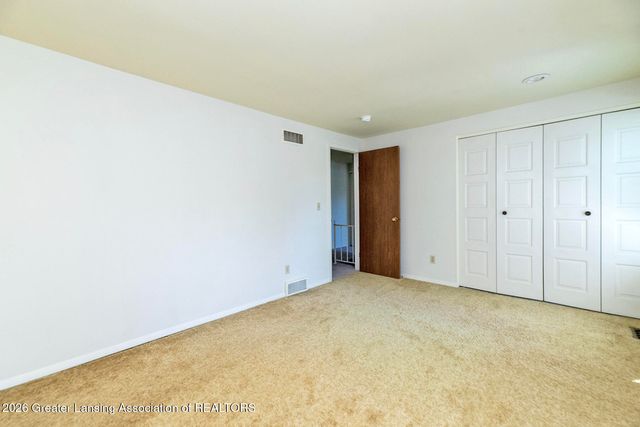 1330 Chartwell Dual Carriage Way, East Lansing, MI 48823