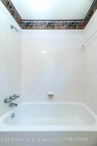 1330 Chartwell Dual Carriage Way, East Lansing, MI 48823