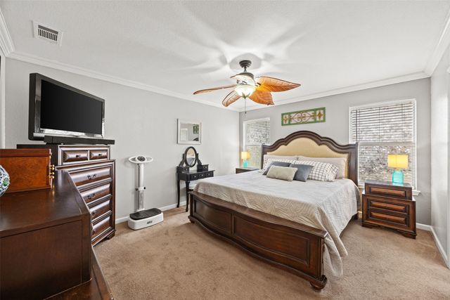 225 Cobblestone Circle, Red Oak, TX 75154