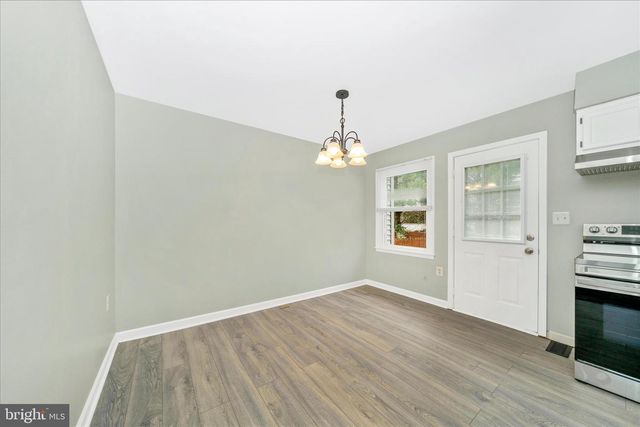 412 WINDY KNOLL DR, Mount Airy, MD 21771
