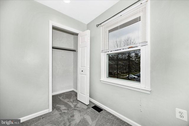 412 WINDY KNOLL DR, Mount Airy, MD 21771