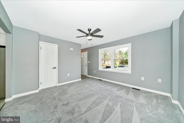 412 WINDY KNOLL DR, Mount Airy, MD 21771