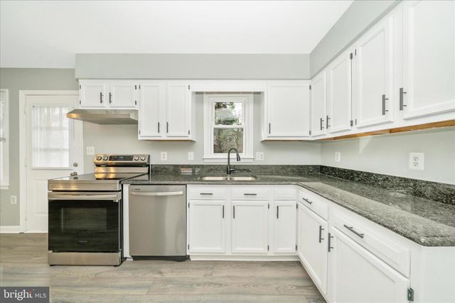 412 WINDY KNOLL DR, Mount Airy, MD 21771