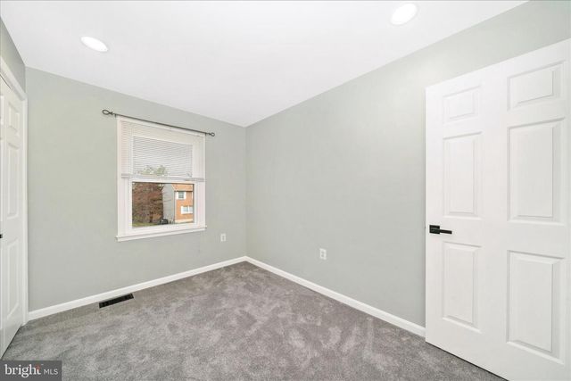 412 WINDY KNOLL DR, Mount Airy, MD 21771