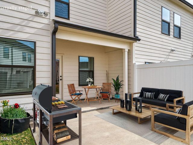 38 N District Avenue, Clayton, NC 27527