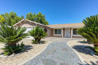 8805 Sawtelle Way, Sacramento, CA 95826