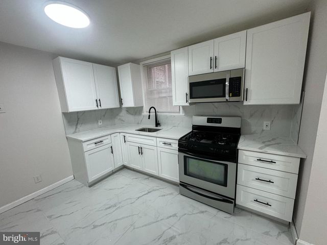 4560 N 13TH ST, Philadelphia, PA 19140