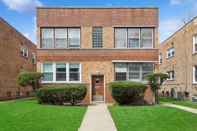 9052 Keating Avenue 2A, Skokie, IL 60076