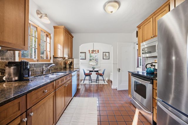 1531 Asbury Street, Saint Paul, MN 55108
