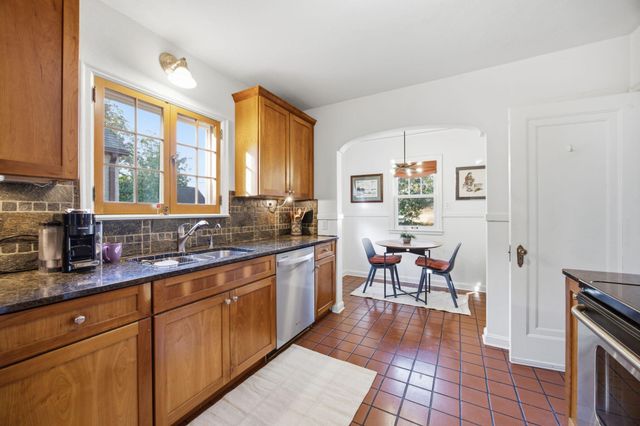 1531 Asbury Street, Saint Paul, MN 55108