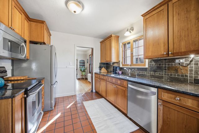 1531 Asbury Street, Saint Paul, MN 55108
