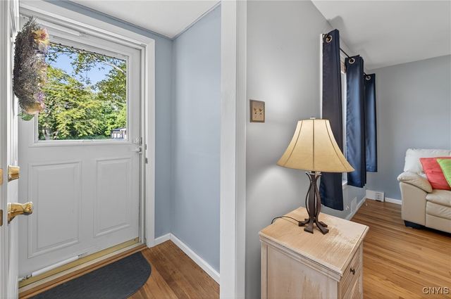 15 Curtis Avenue, Lysander, NY 13027