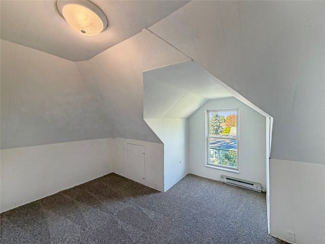 2906 Cambridge Street, Des Moines, IA 50313