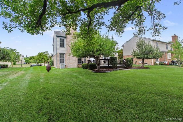 45063 Weymouth Drive, Canton, MI 48188