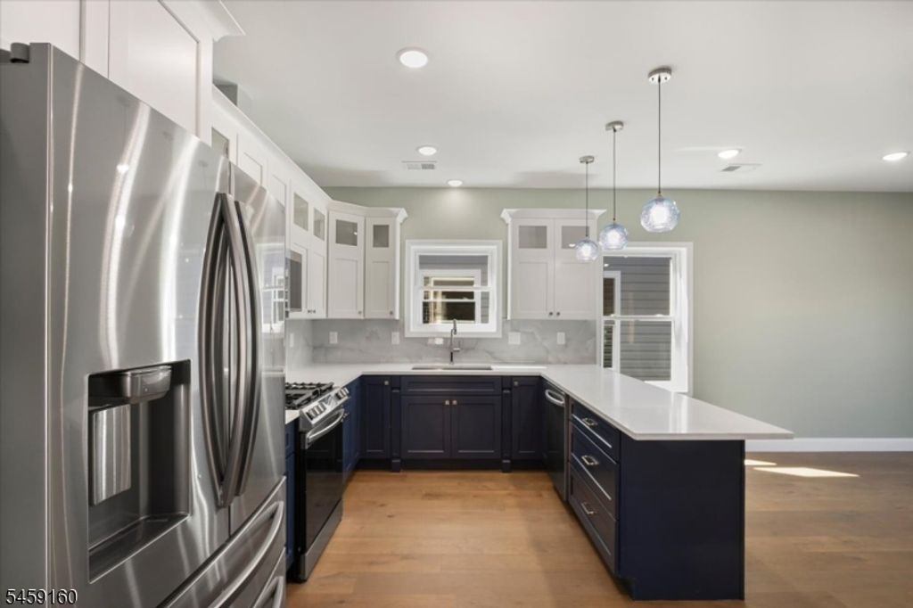 192 Amherst St, East Orange City, NJ 07018 — photo 3