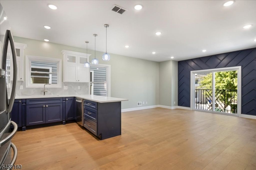 192 Amherst St, East Orange City, NJ 07018 — photo 5