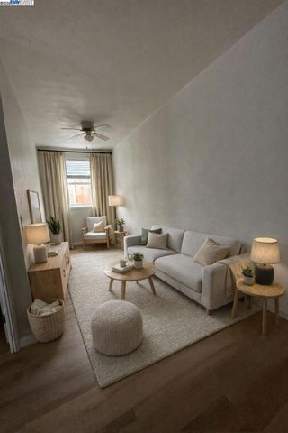 26 Laurel Street, Vallejo, CA 94591