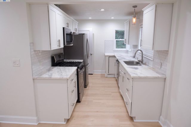 26 Laurel Street, Vallejo, CA 94591