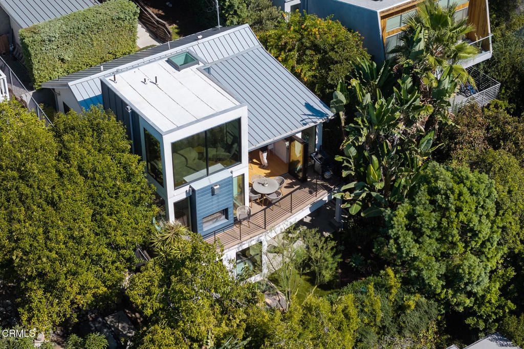 3902 Sunset Drive, Los Angeles, CA 90027 — exterior