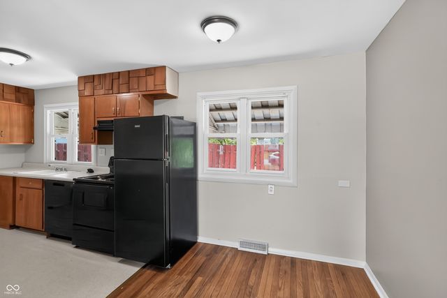 298 Gilbert Avenue, Beech Grove, IN 46107