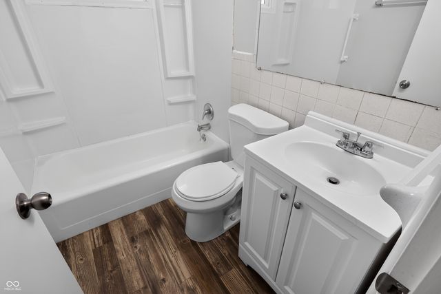 298 Gilbert Avenue, Beech Grove, IN 46107