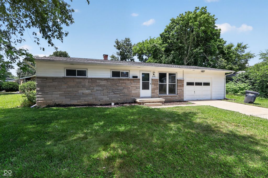 298 Gilbert Avenue, Beech Grove, IN 46107