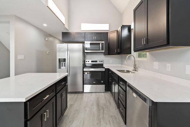 84 Clover Leaf Circle, Burnside, KY 42519