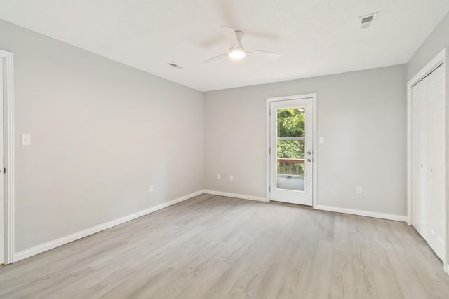 84 Clover Leaf Circle, Burnside, KY 42519