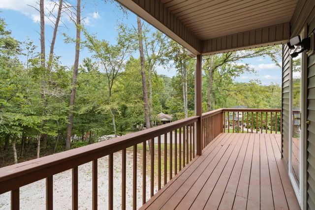 84 Clover Leaf Circle, Burnside, KY 42519