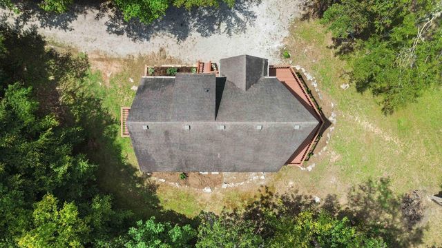 84 Clover Leaf Circle, Burnside, KY 42519