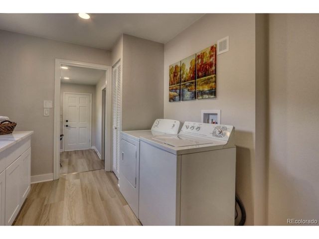 805 Perry St, Denver, CO 80204
