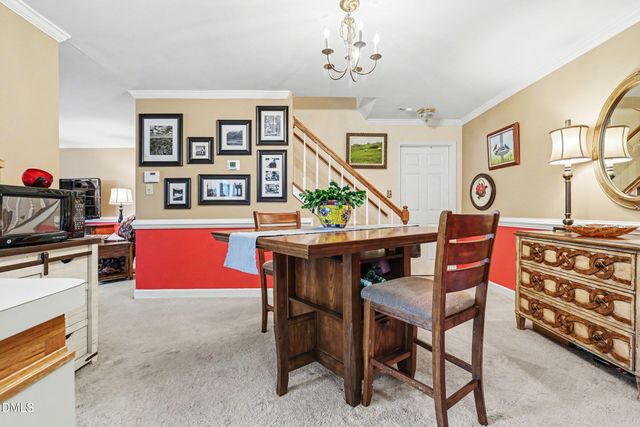 391 Summerwalk Circle, Chapel Hill, NC 27517