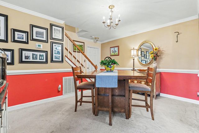 391 Summerwalk Circle, Chapel Hill, NC 27517