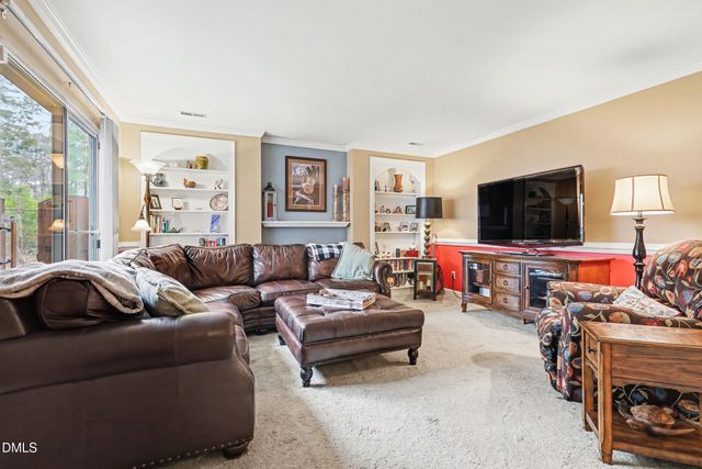 391 Summerwalk Circle, Chapel Hill, NC 27517