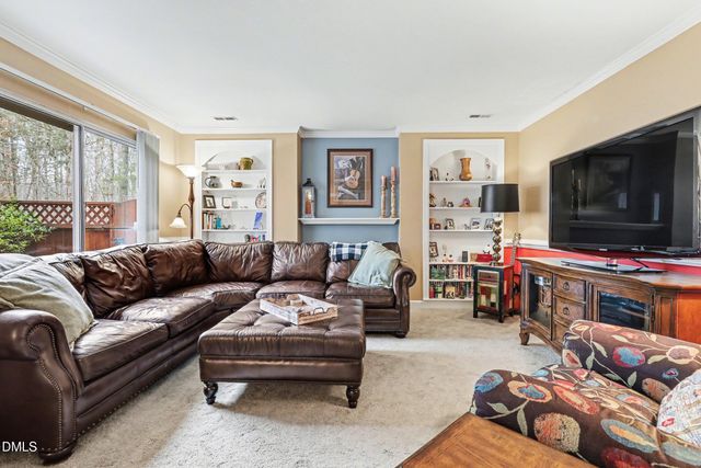 391 Summerwalk Circle, Chapel Hill, NC 27517