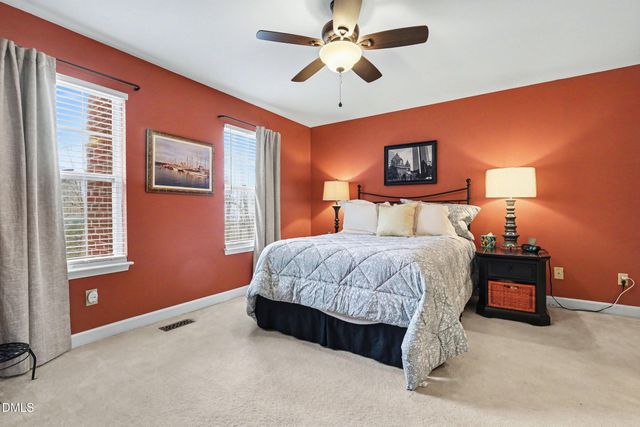 391 Summerwalk Circle, Chapel Hill, NC 27517