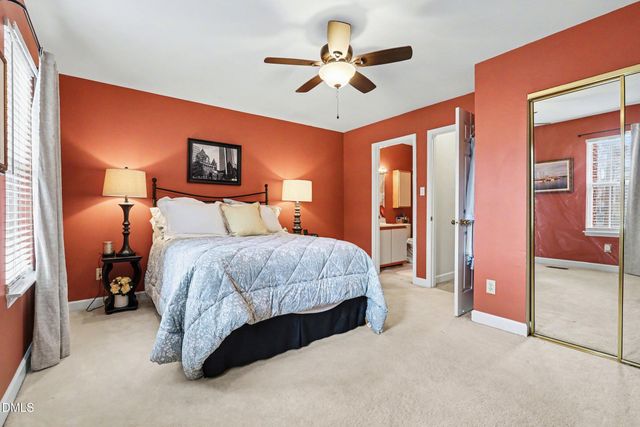 391 Summerwalk Circle, Chapel Hill, NC 27517