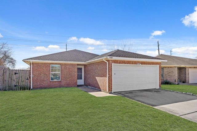 1631 Quail Run, Brookshire, TX 77423