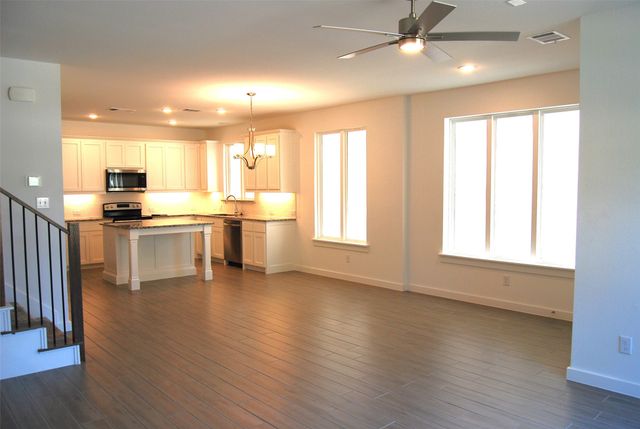 369 Oakbend Drive, Lewisville, TX 75067