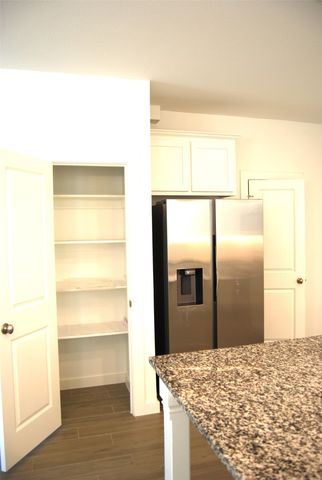369 Oakbend Drive, Lewisville, TX 75067