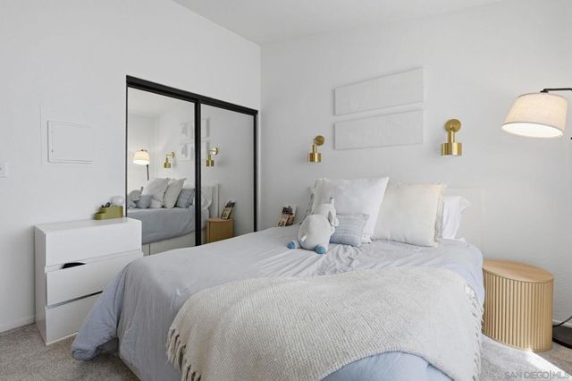 1460 Hornblend, San Diego, CA 92109