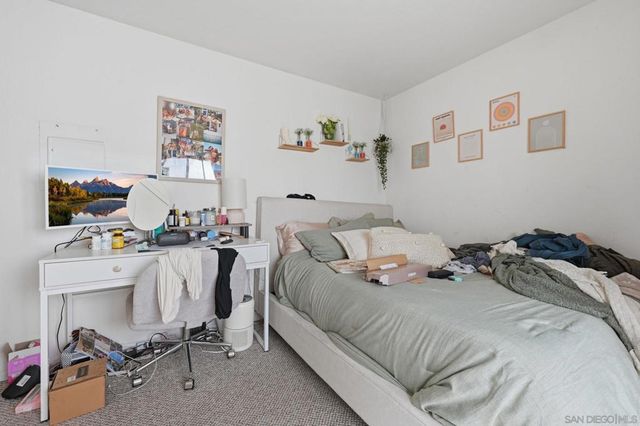 1460 Hornblend, San Diego, CA 92109