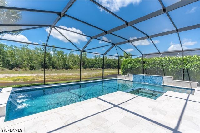 7343 Mockingbird CT, Naples, FL 34114
