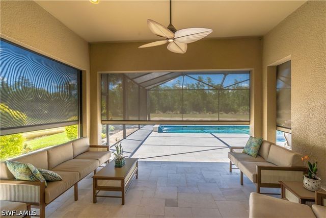 7343 Mockingbird CT, Naples, FL 34114