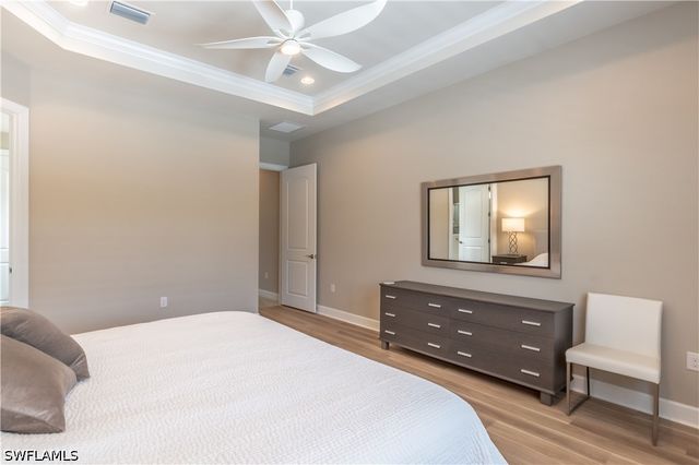 7343 Mockingbird CT, Naples, FL 34114