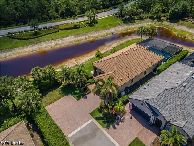 7343 Mockingbird CT, Naples, FL 34114